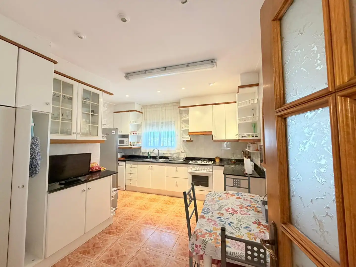 Kitchen of Houses for sale in Terrassa  with Air Conditioner, Heating and Terrace