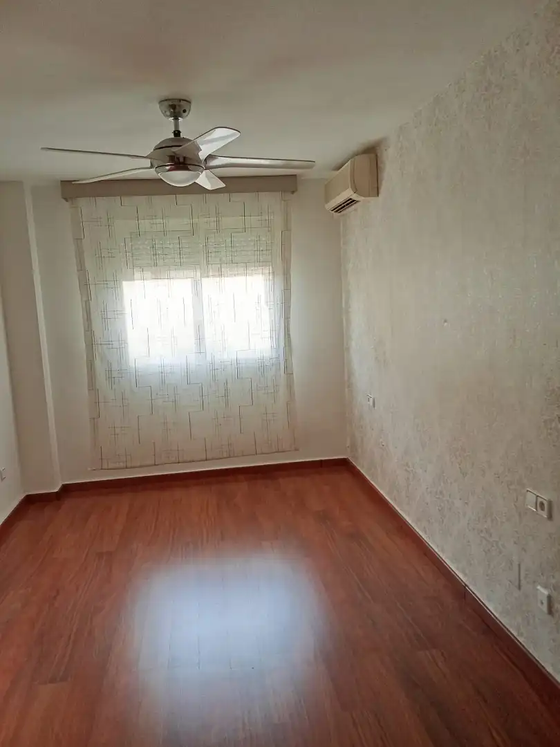 Habitación de Piso en venta en Murcia con Aire acondicionado, Calefacción y Trastero