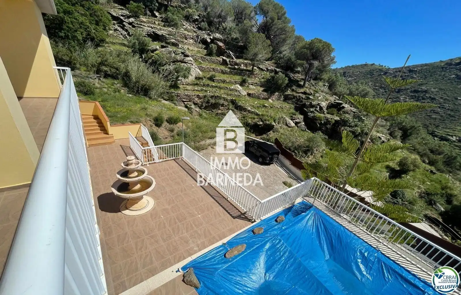 Vista exterior de Casa o xalet en venda en Roses amb Calefacció, Jardí privat i Terrassa