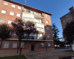 Vista exterior de Pis en venda en Valladolid Capital amb Calefacció i Terrassa