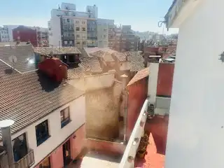 Außenansicht von Maisonette zum Verkauf in León Capital  mit Heizung und Parkett