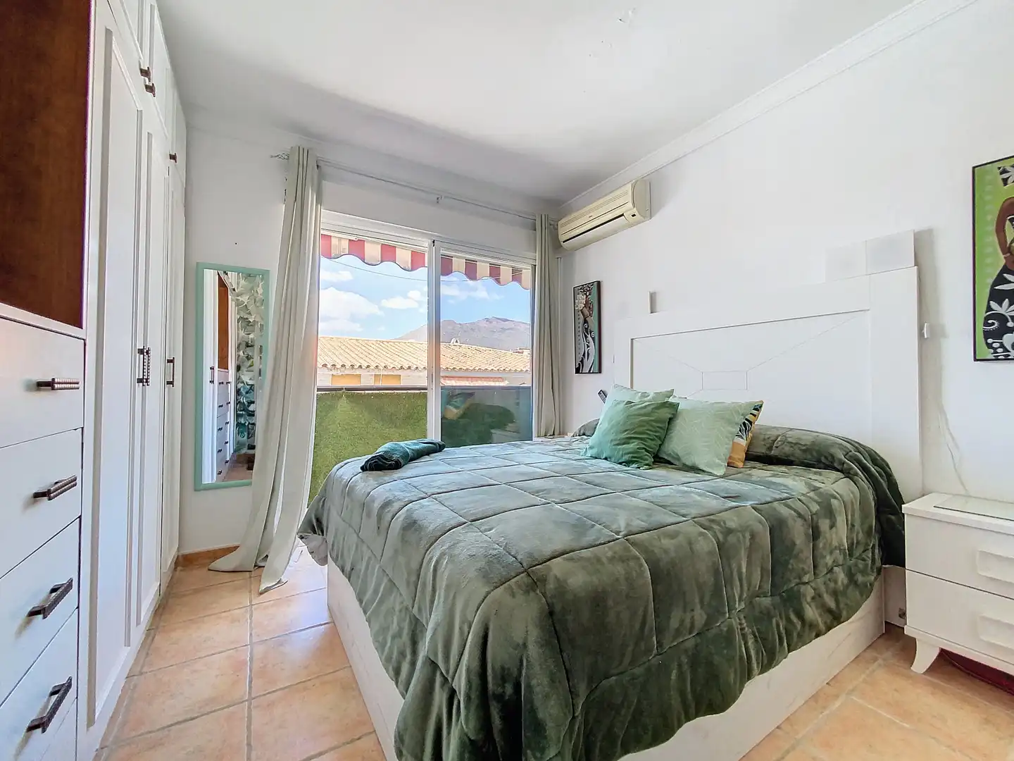 Bedroom of Apartments for sale in Estepona  with Air Conditioner, Terrace and Furnished