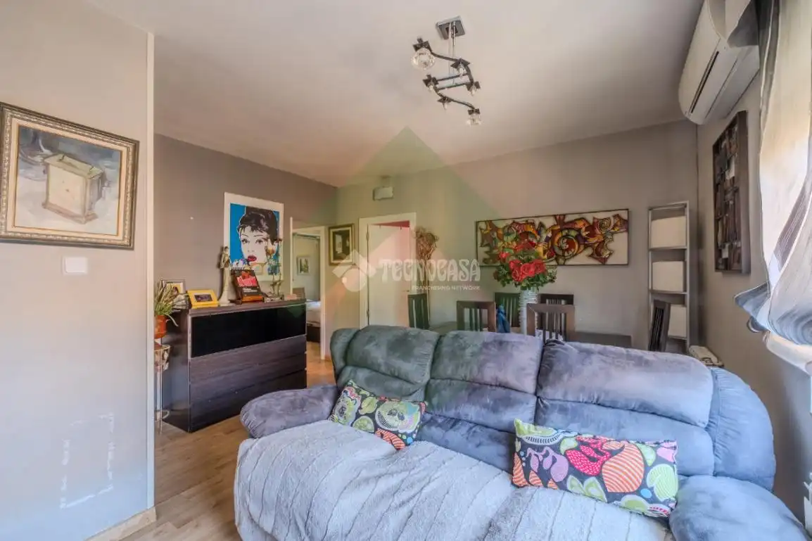Living room of Flat for sale in Madrid  with Air Conditioner and Heating