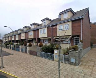 Vista exterior de Casa adosada en venda en Terradillos amb Aire condicionat, Calefacció i Traster