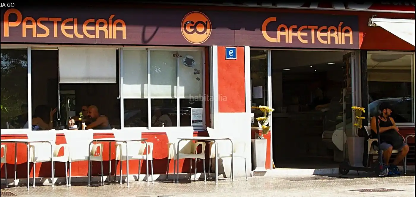 Business premises for sale in Carrer de Francesc Pi i Margall 2, imagen 4