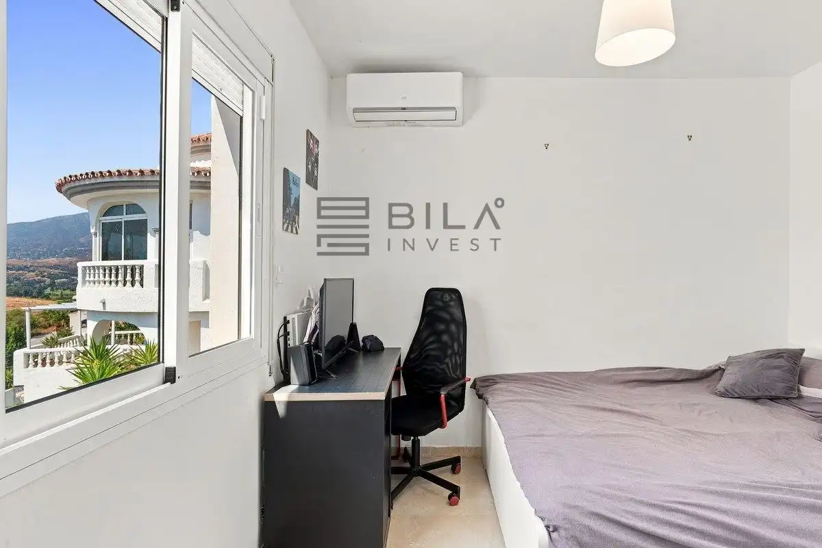 Villa avec piscine à vendre à Cerros del Aguila, imagen 18