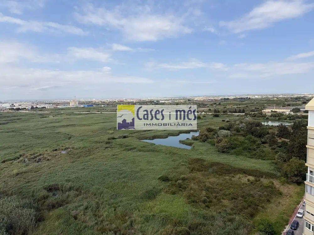 Piso en venta en La Pobla de Farnals con Balcón y Piscina comunitaria