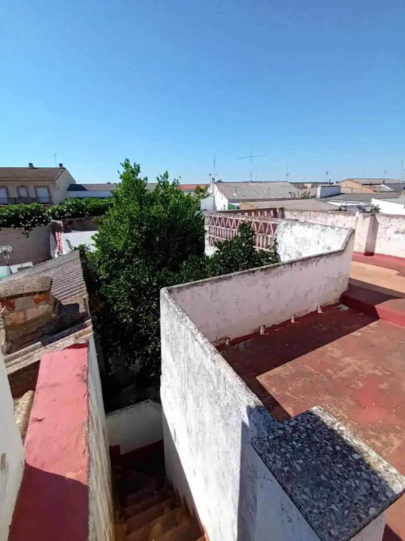 Vista exterior de Casa o xalet en venda en Torremayor amb Terrassa i Traster