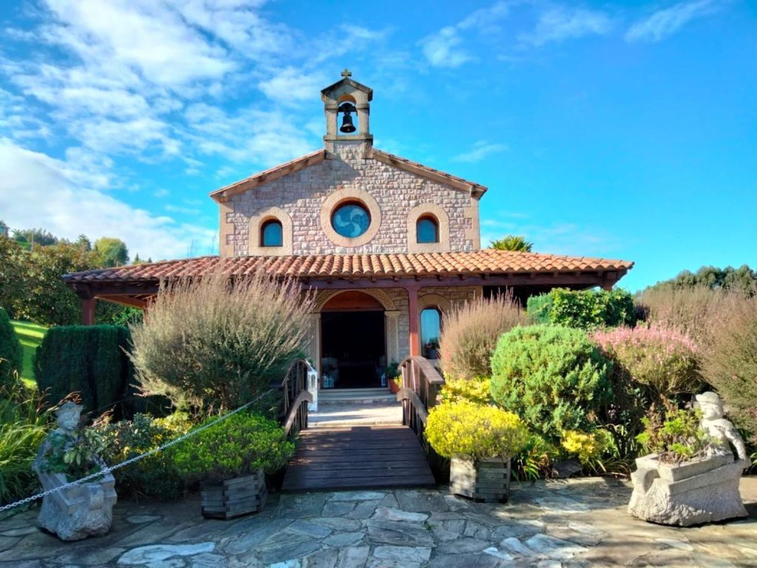 Exterior view of Premises for sale in Villaviciosa