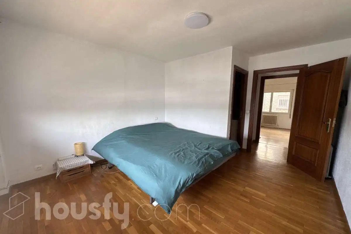 Habitación de Piso de alquiler en Torrejón de Ardoz con Calefacción, Parquet y Terraza