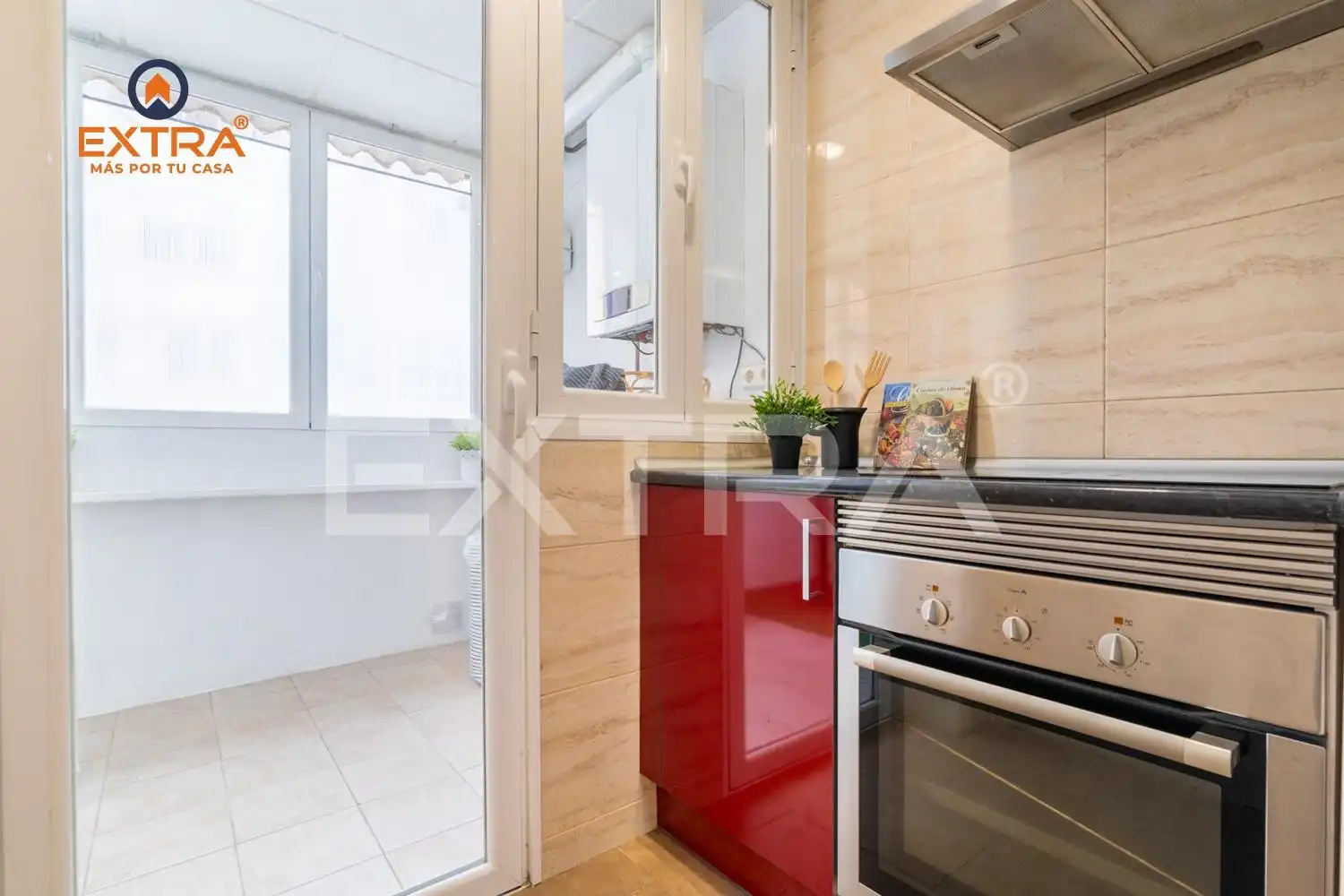 Küche von Wohnung zum Verkauf in Madrid mit Heizung und Terrasse