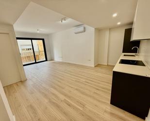 Sala d'estar de Estudi de lloguer en Terrassa amb Aire condicionat, Calefacció i Parquet