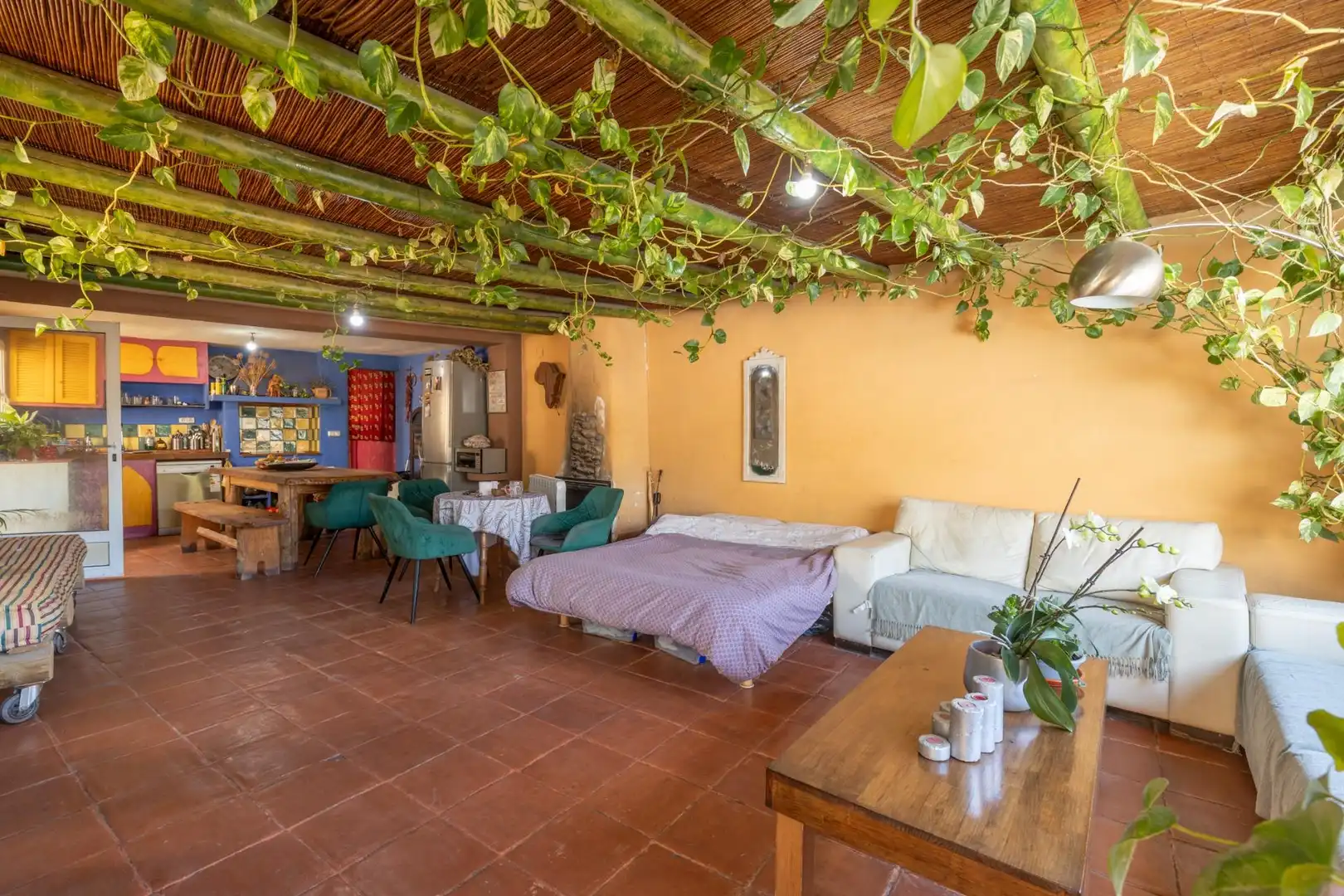 Sala d'estar de Casa o xalet en venda en Alfacar amb Jardí privat i Piscina