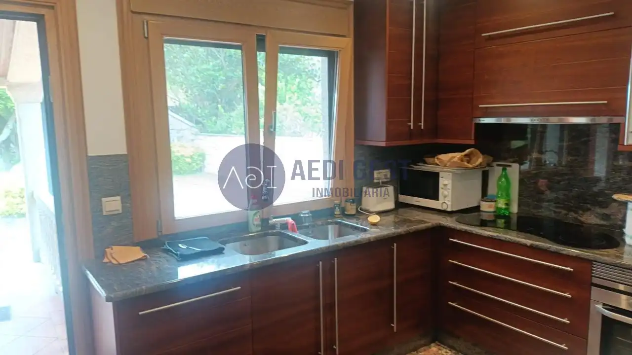 Casa con jardín en venta en Oia, imagen 8