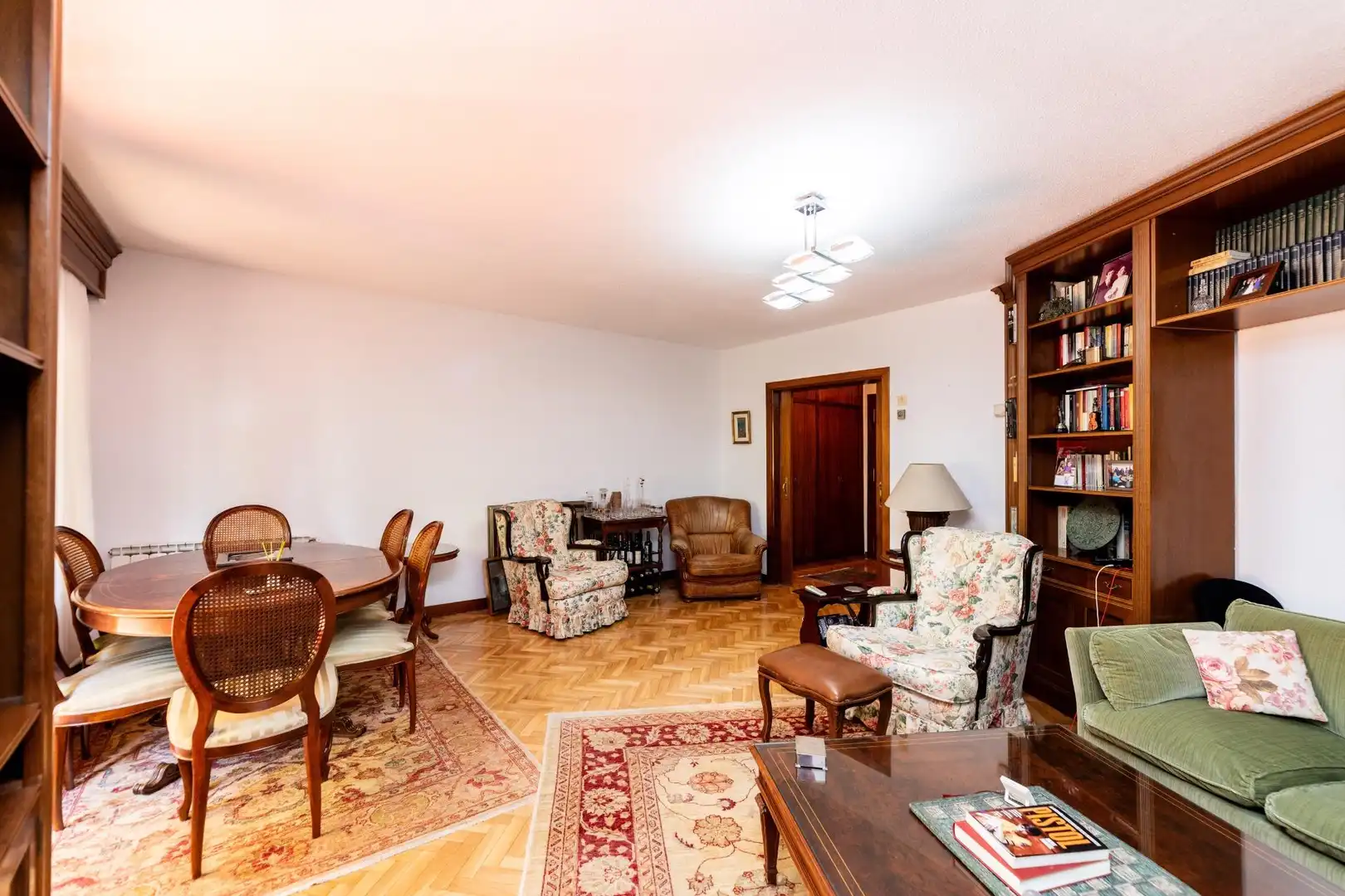 Flat for sale in Avenida ESPAÑA, Casco Antiguo