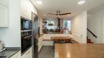Kitchen of Single-family semi-detached for sale in Sant Cugat del Vallès  with Air Conditioner, Heating and Private garden