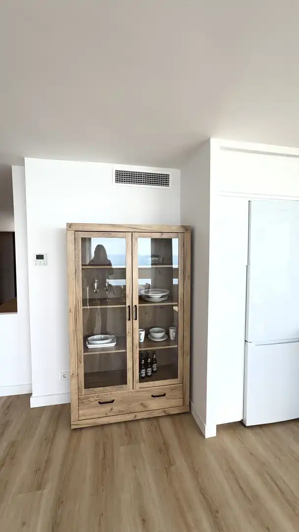 Menjador de Apartament de lloguer en Marbella amb Aire condicionat, Calefacció i Piscina