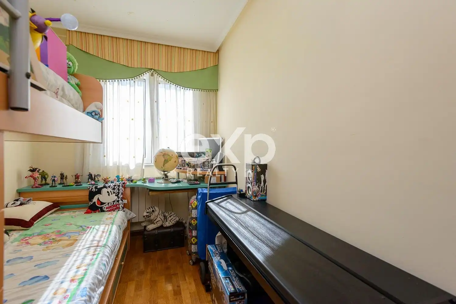 Bedroom of Flat for sale in Oviedo   with Heating, Storage room and Furnished