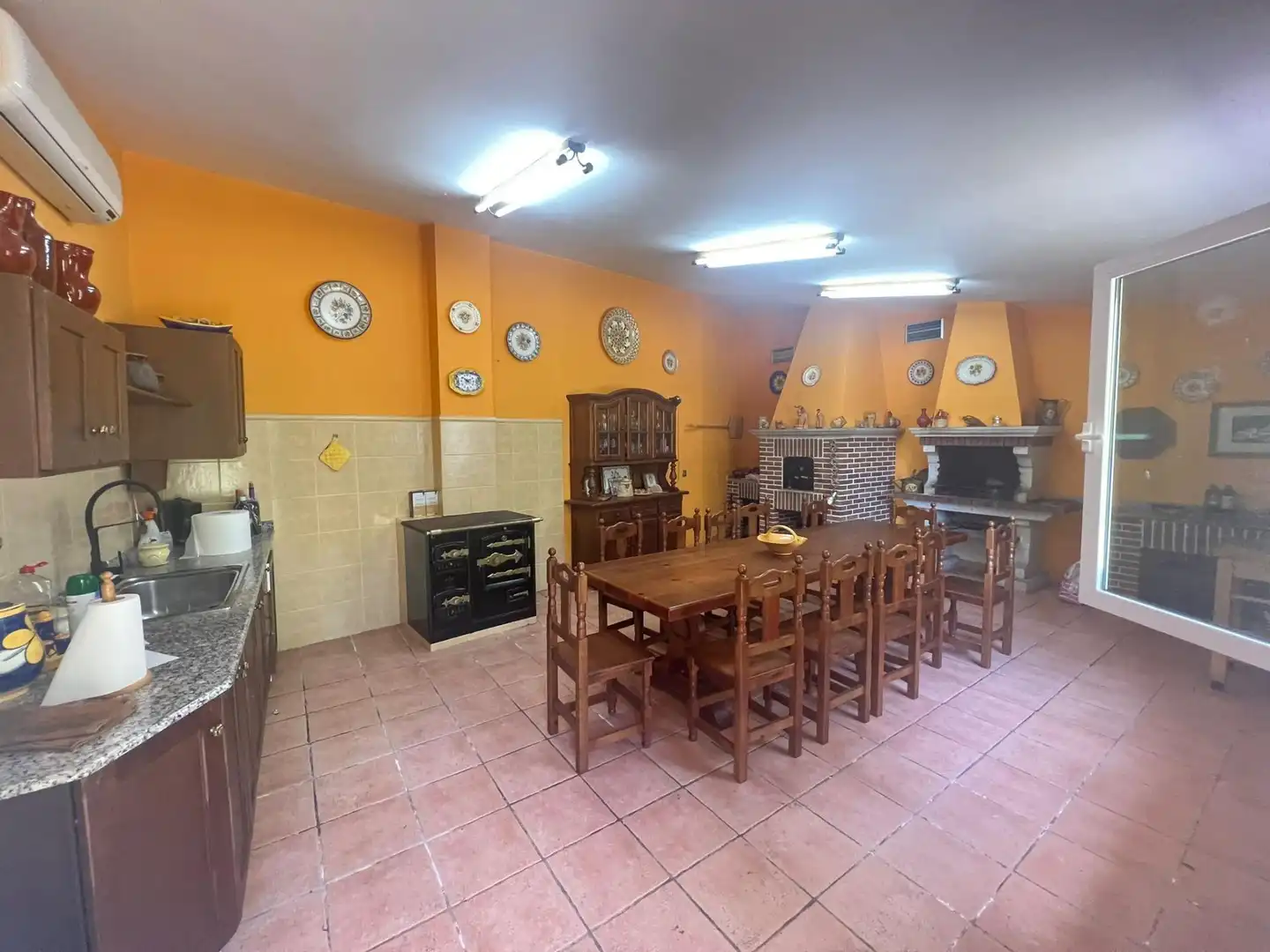Cuina de Casa o xalet en venda en Ponferrada amb Jardí privat i Moblat
