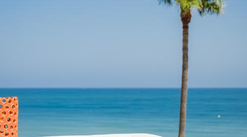 Foto 3 de Àtic en venda a Uen.c5 Rio Velerin, 7, El Velerín, Estepona