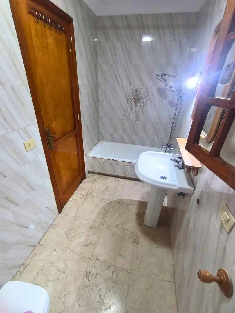 Bany de Casa o xalet en venda en Telde amb Aire condicionat, Terrassa i Balcó