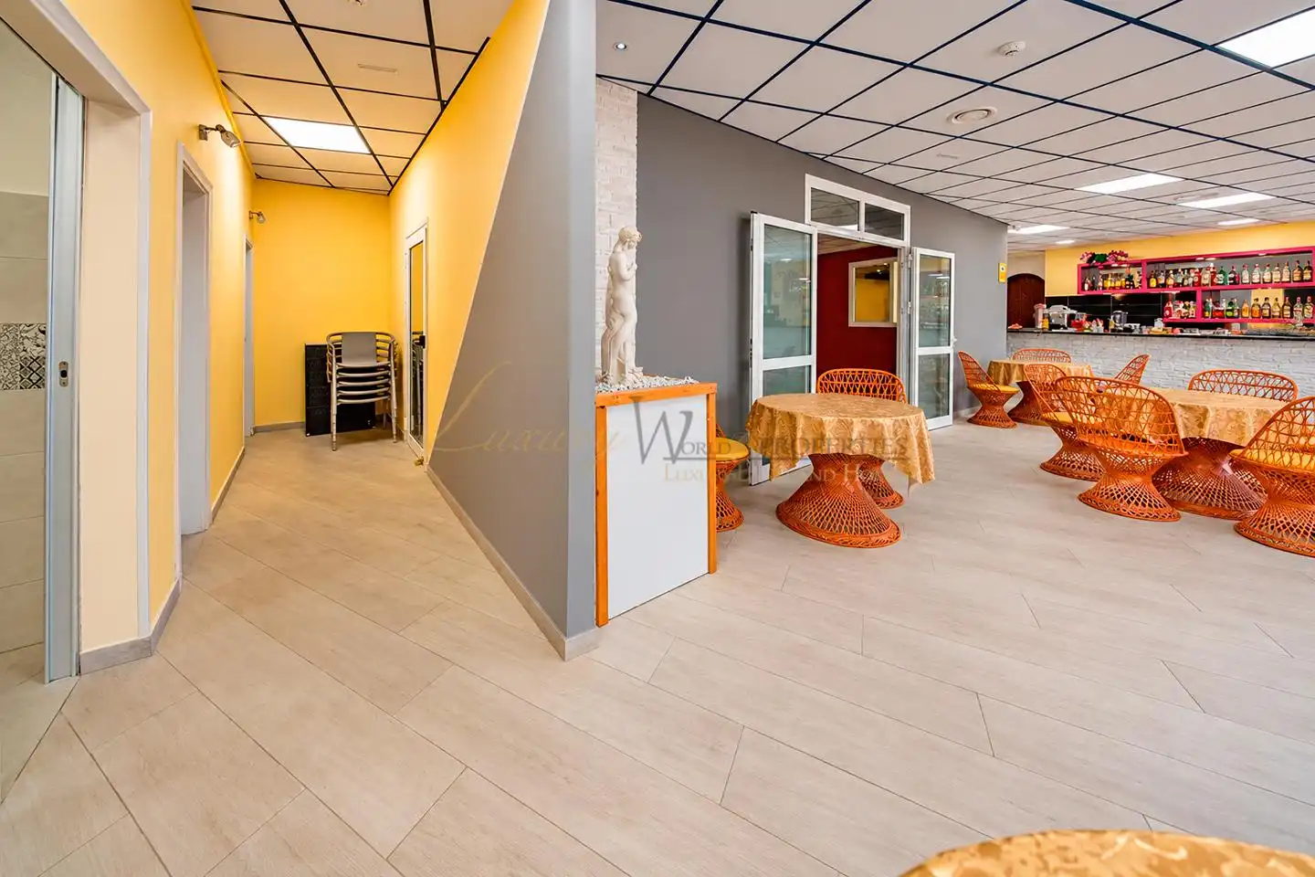 Local comercial en traspaso en Calle Olimpia, imagen 13