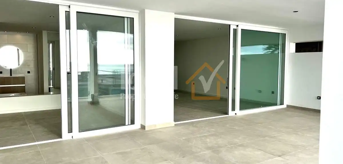 Apartment with pool for sale in Costa del Silencio, imagen 7
