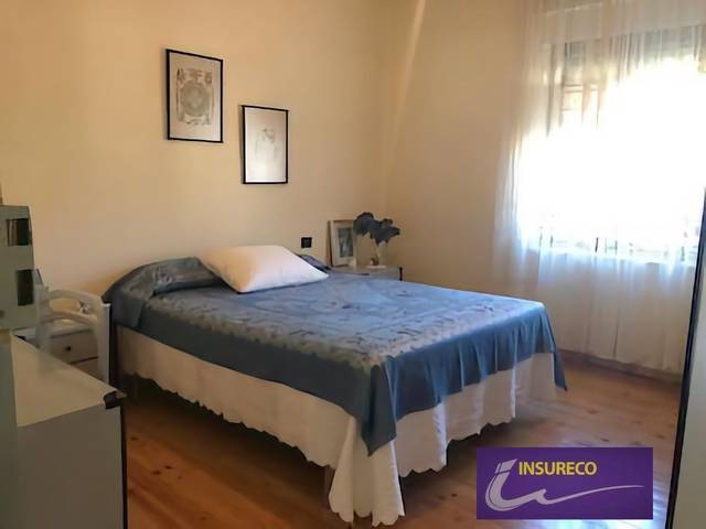 Casa-chalet en Venta en Real en Vegacervera