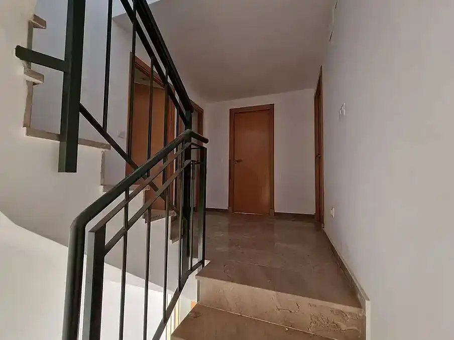 Casa o xalet en venda en Bollullos de la Mitación amb Terrassa i Balcó