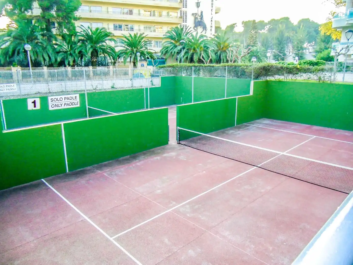 Vista exterior de Piso en venta en Salou con Aire acondicionado, Jardín privado y Terraza