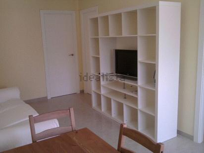 Sala d'estar de Planta baixa de lloguer en  Sevilla Capital amb Aire condicionat i Moblat