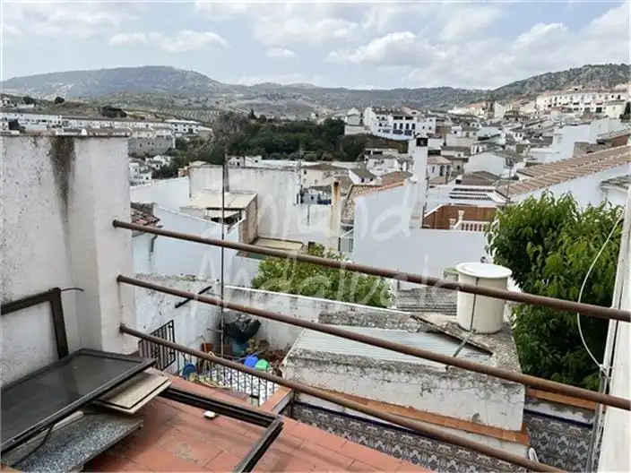 Maison mitoyenne à vendre à Luque