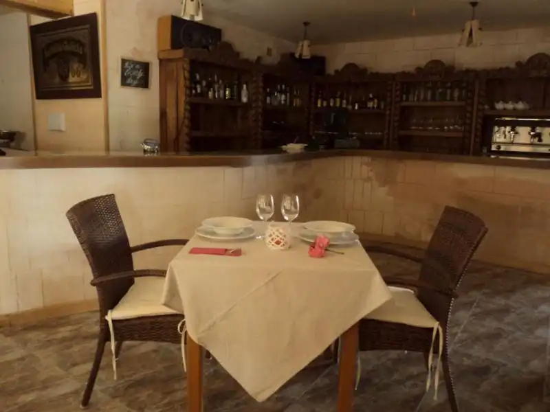 Local comercial en venda a Cala Blanca, imagen 3