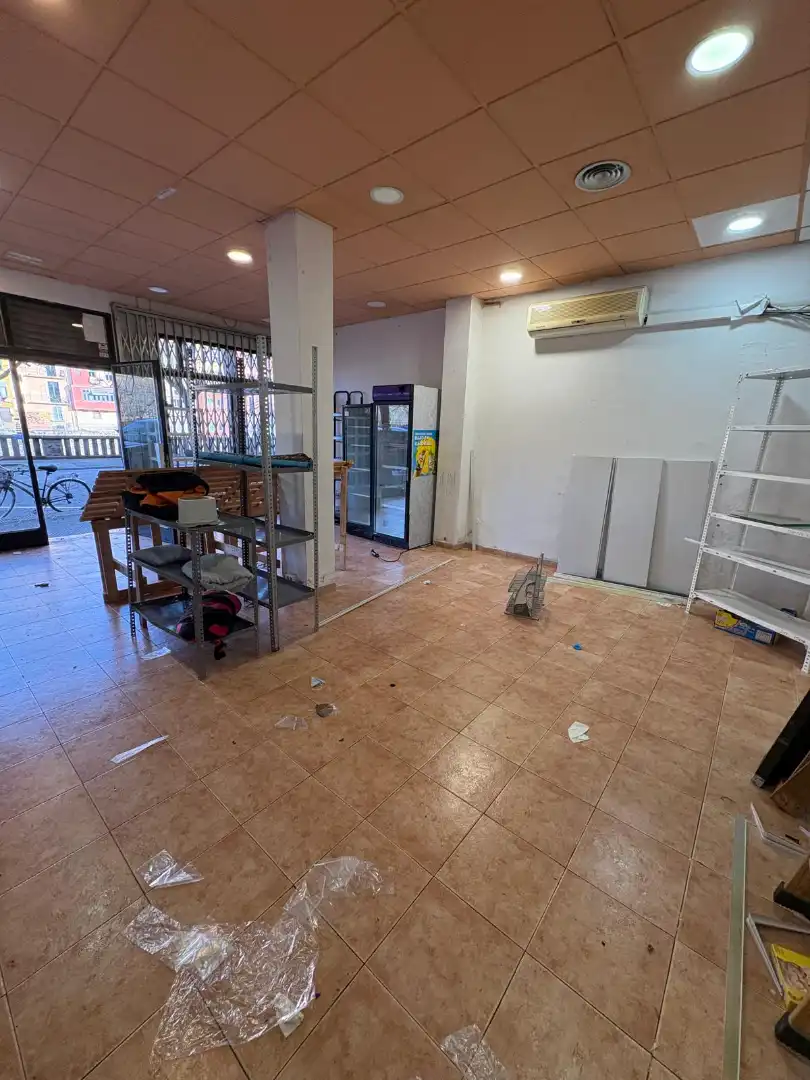 Business premises to rent in Passeig José Canalejas, imagen 7
