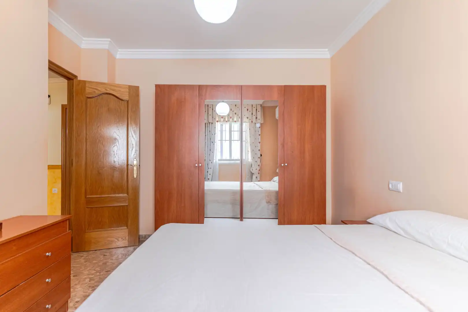 Habitación de Casa o chalet en venta en Motril con Aire acondicionado, Calefacción y Terraza