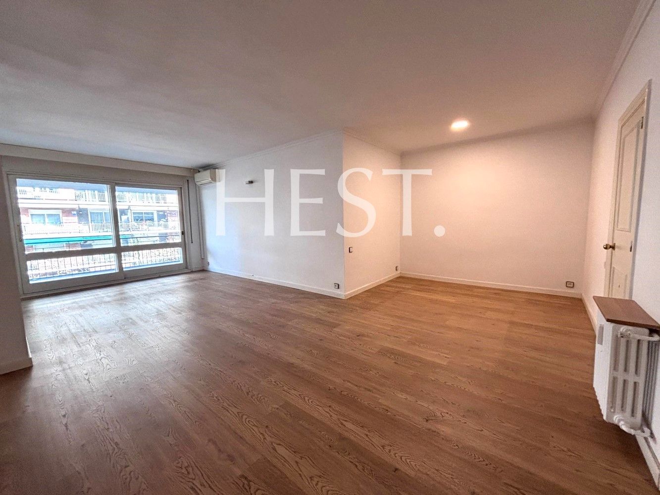 Living room of Flat to rent in  Barcelona Capital  with Air Conditioner, Heating and Terrace