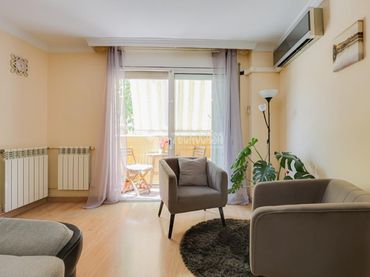 Piso con balcón en venta en La Serreta