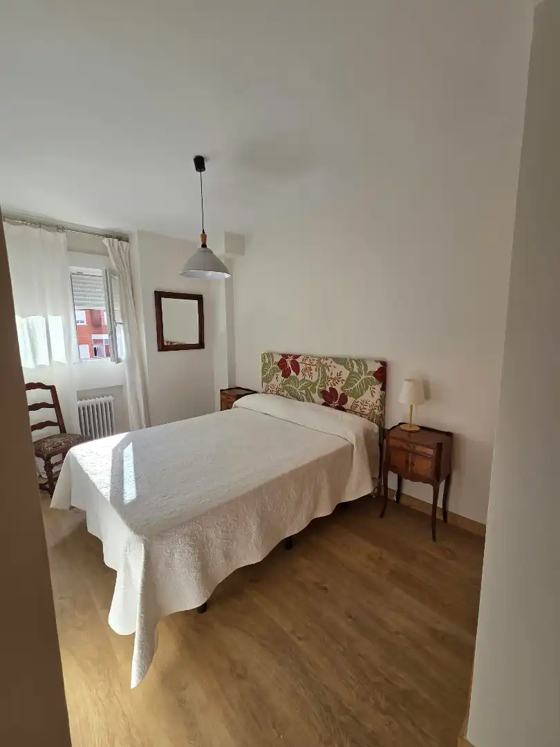 Piso con ascensor en alquiler en Avenida Fernando Calzadilla 15d, imagen 33