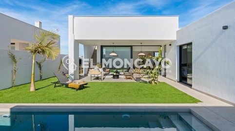 Foto 2 de Casa o chalet en venta en Calle Leonardo Da Vinci, Islas Menores - Mar de Cristal, Cartagena