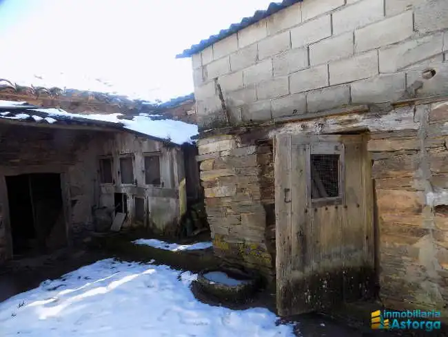 Vista exterior de Finca rústica en venda en Brazuelo amb Jardí privat