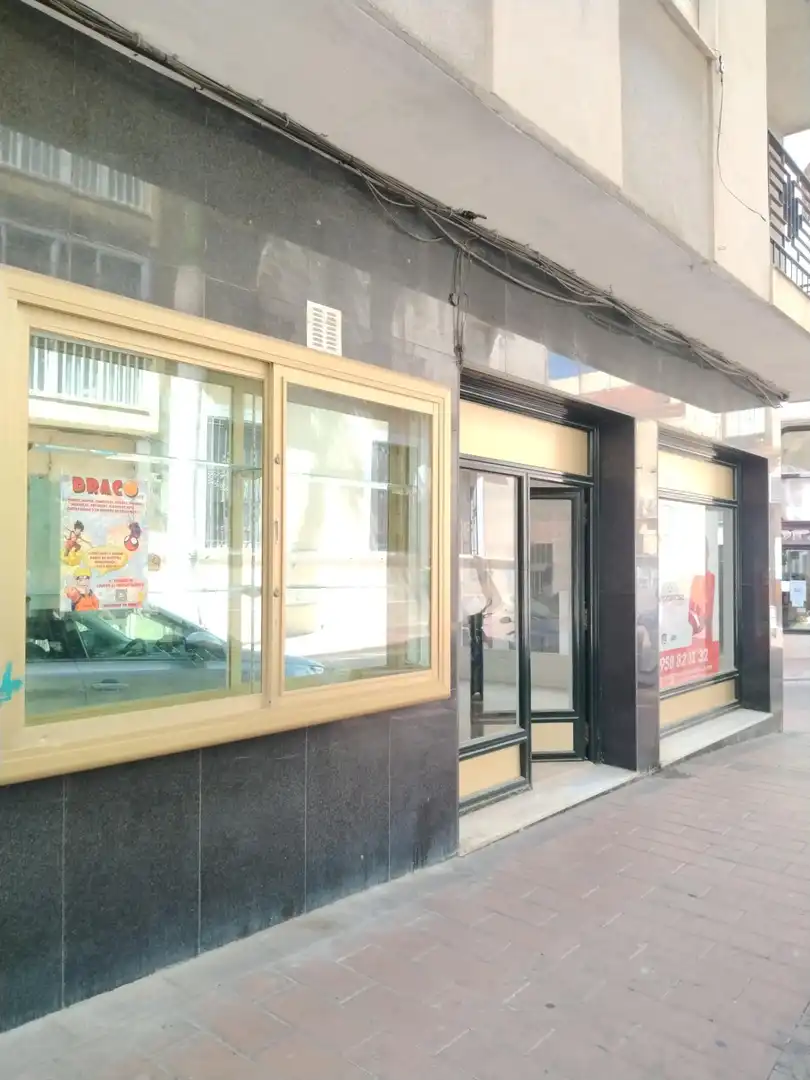 Local comercial de lloguer a Motril  ciudad, imagen 2