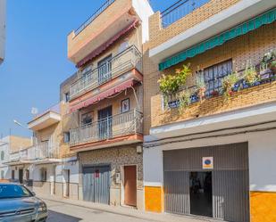 Exterior view of House or chalet for sale in  Sevilla Capital