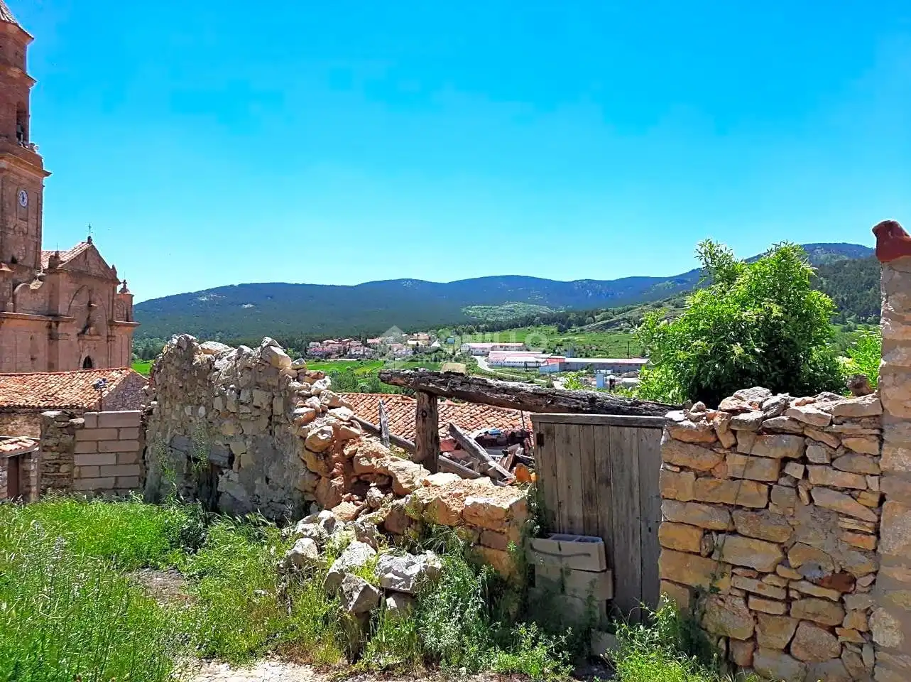 Residencial en venta en Orihuela del Tremedal