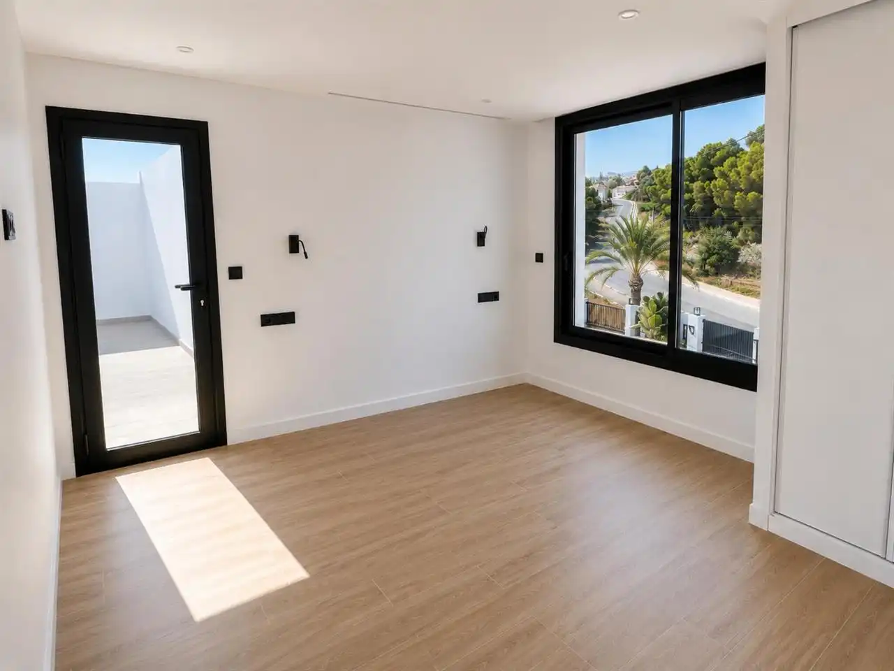 Sala d'estar de Casa adosada en venda en L'Alfàs del Pi amb Aire condicionat, Jardí privat i Traster