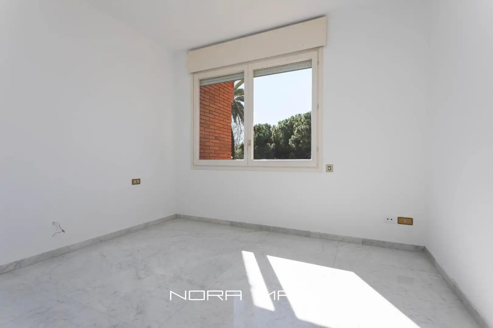 Bedroom of Flat for rent in Barcelona