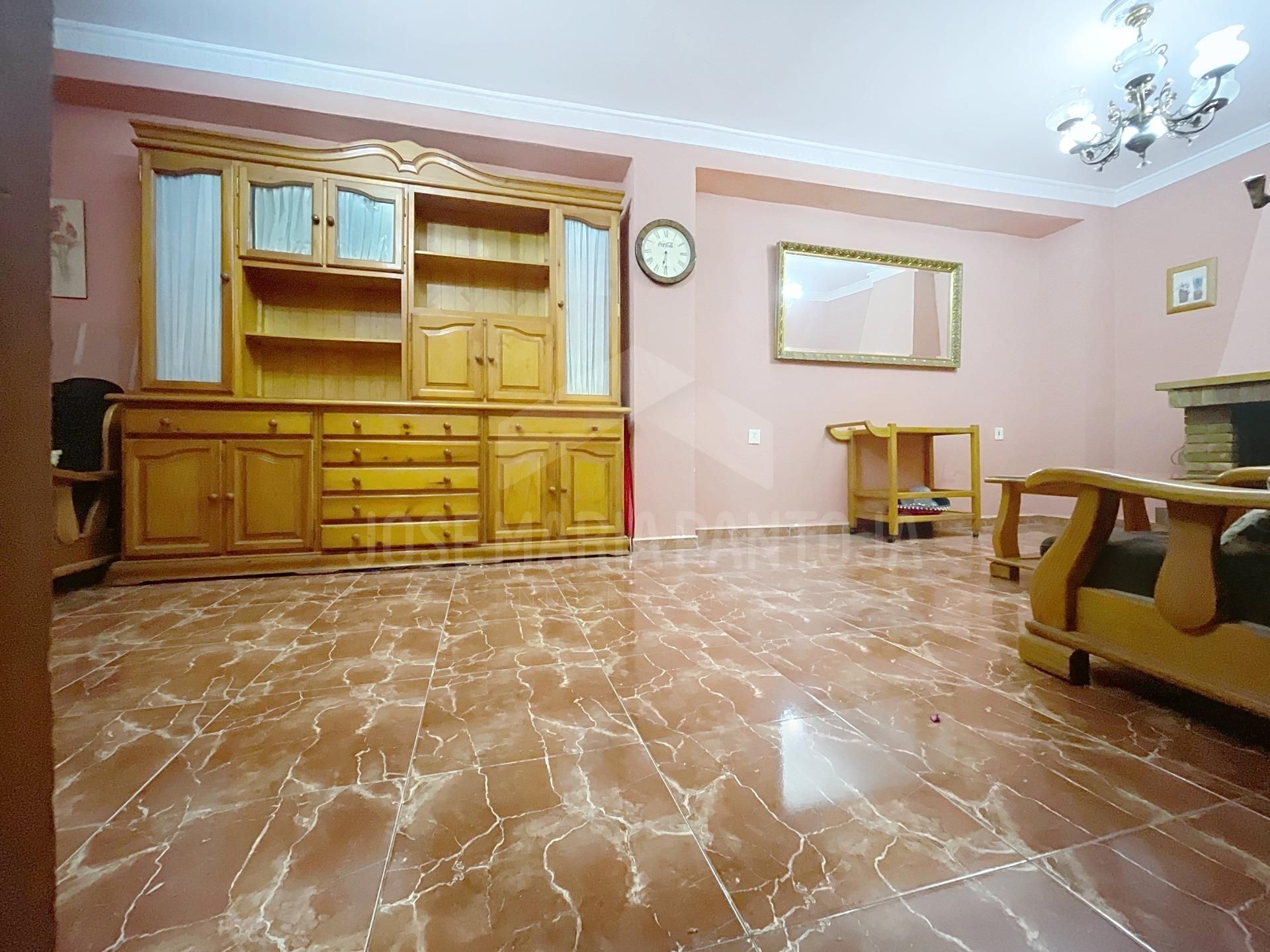 Sala d'estar de Casa o xalet en venda en Jerez de la Frontera amb Calefacció