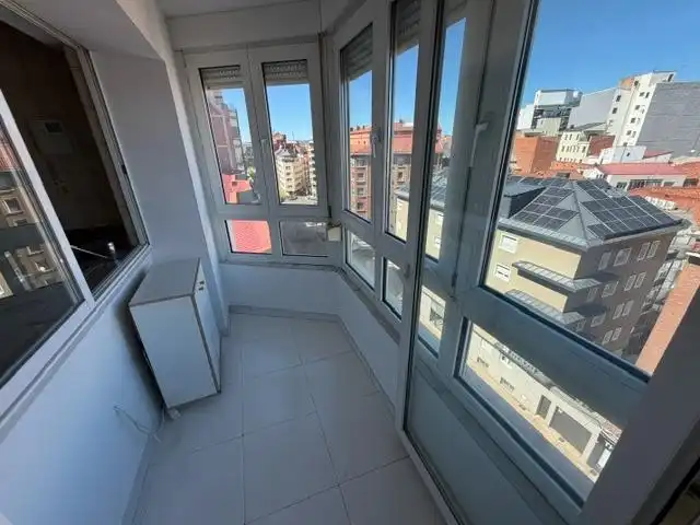 Habitación de Piso en venta en León Capital  con Calefacción