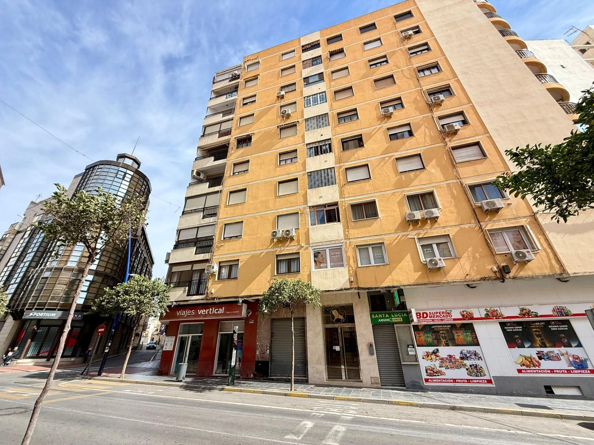 Flat for sale in Avenida PABLO IGLESIAS, Plaza de Toros - Santa Rita