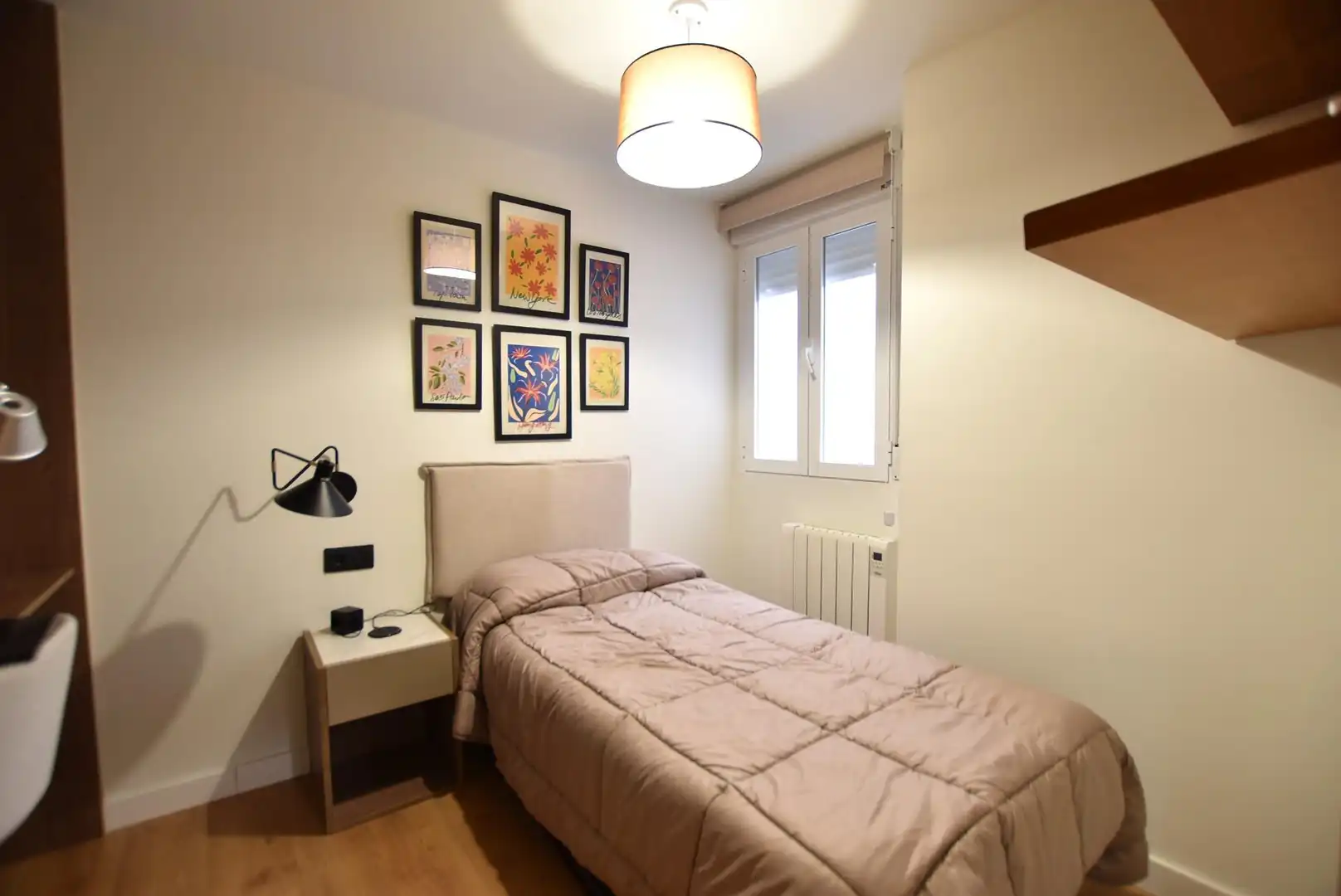 Schlafzimmer von Wohnung zur Miete in Granada mit Klimaanlage, Heizung und Terrasse