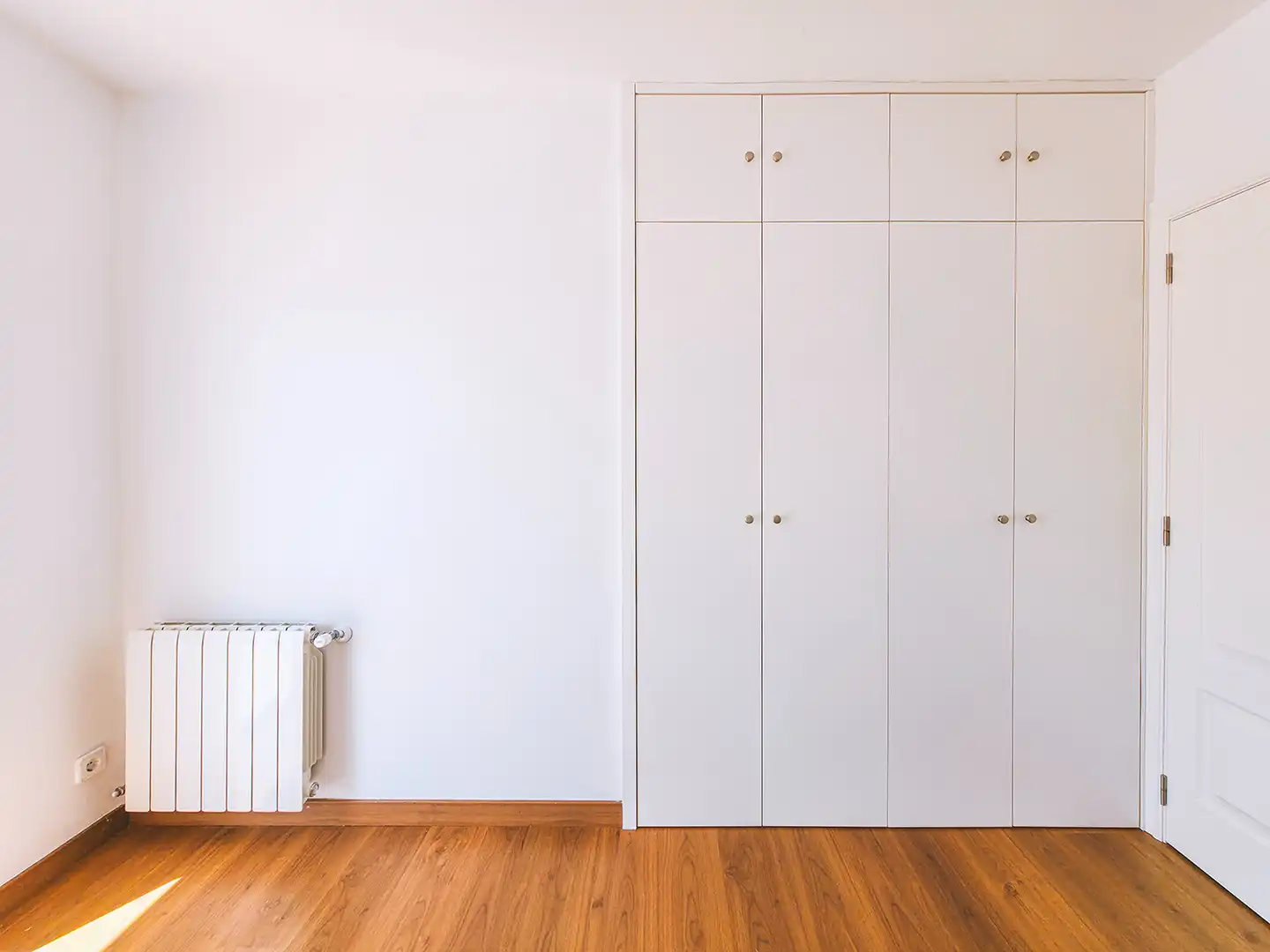 Schlafzimmer von Wohnung zum Verkauf in Sant Pol de Mar mit Klimaanlage, Heizung und Parkett